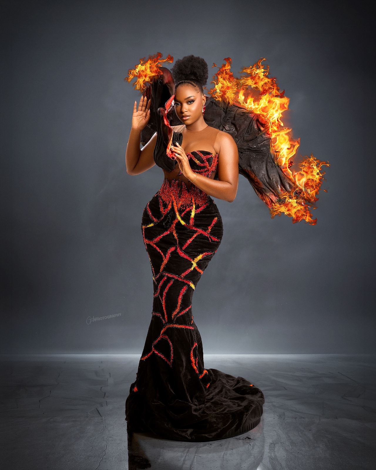 Kheri, full look, strong pose